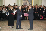 prof. dr. hab. in Czesaw Koziarski otrzymuje nominacj profesorsk z rk Prezydenta RP Lecha Kaczyskiego